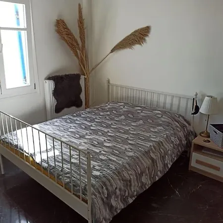 Apartment εξαιρετικό διαμέρισμα δίπλα στο λιμανι! καινουριο Naxos City